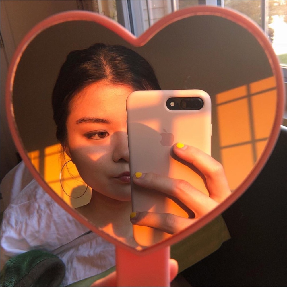 Meet your Posher, Alexis